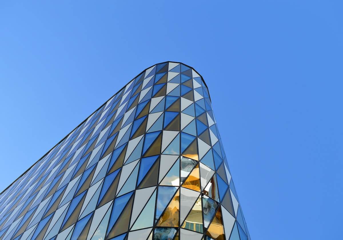 前裁判：比萨球员双手扩大了防守面积，因此国米获得点球是正确的